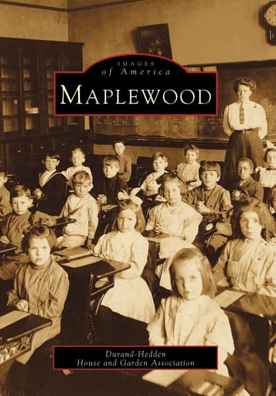 Cover image for Maplewood, isbn: 9780738563299