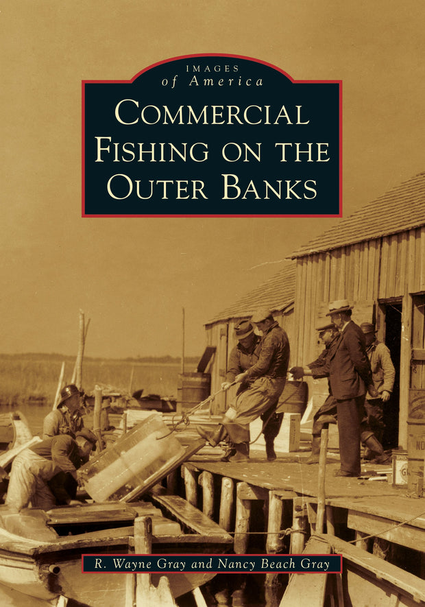 Cover image for Commercial Fishing on the Outer Banks, isbn: 9781467103350